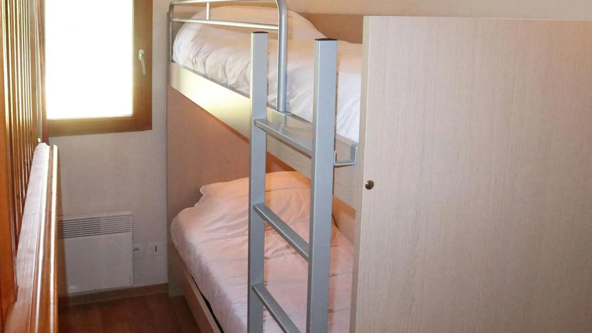 Duplex Les Orres 1800 Avec Piscine, 8 Pers, Proche Ski - Fr-1-322-440 0*,  França